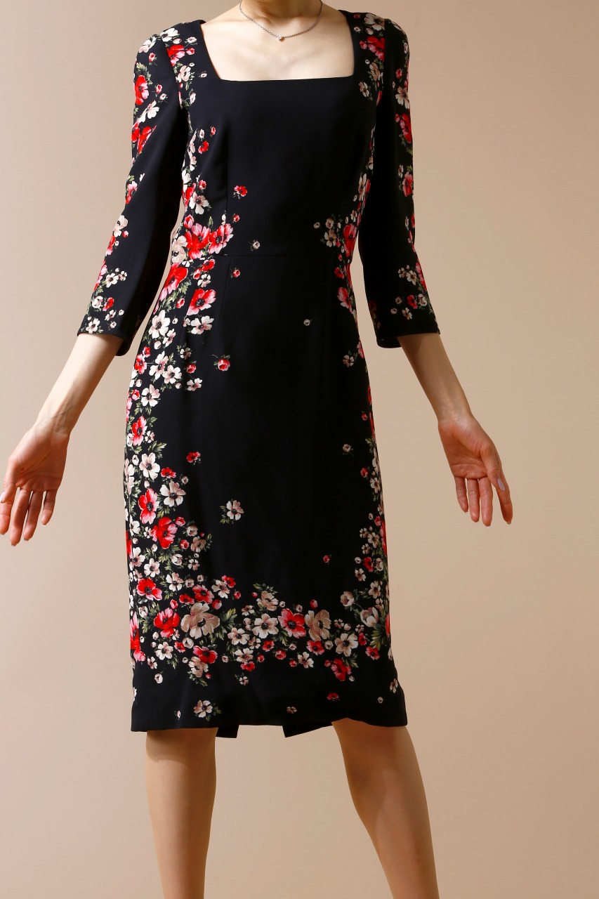 D&G ストレッチ素材　花柄プリント レースアクセント ドレス ワンピース DOLCE＆GABBANA サイド花柄プリントタイトストレッチドレス｜ハイ