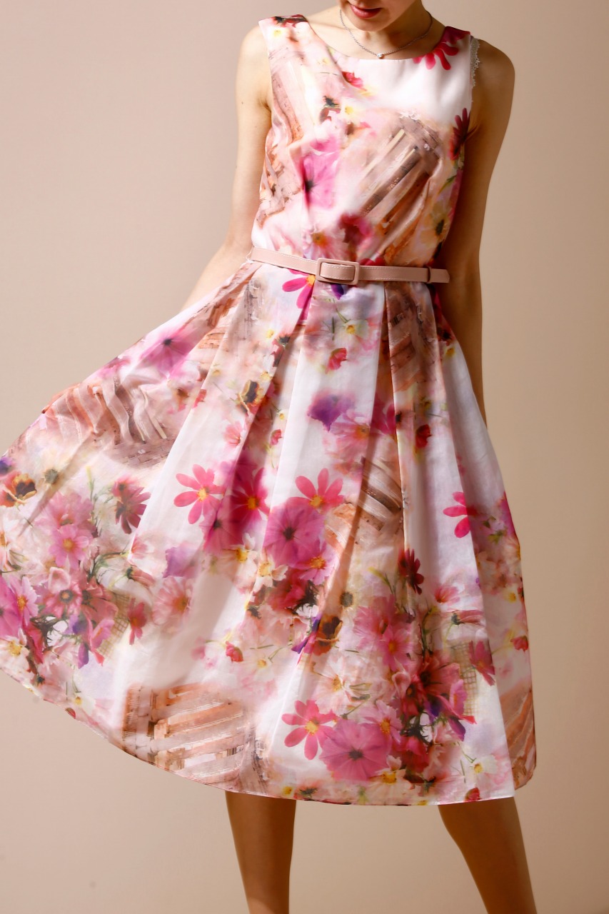 mikael aghalのドレス MIKAEL AGHAL Tiered floral-print georgette dress | THE OUTNET